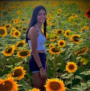 Meet your Posher, Arianna